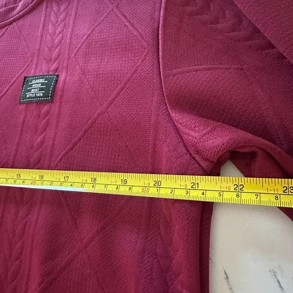 Regular Fit Patched Detail Textured Knit Long Sleeve Round Burgundy Neck Top L - Picture 9 of 14
